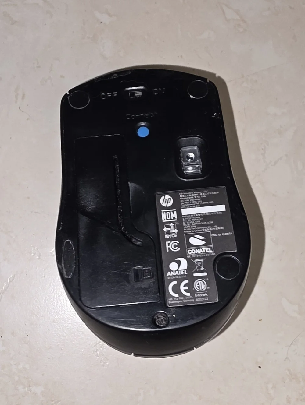 HP Wireless Mouse, potentially the X3000 G3 or a similar model.